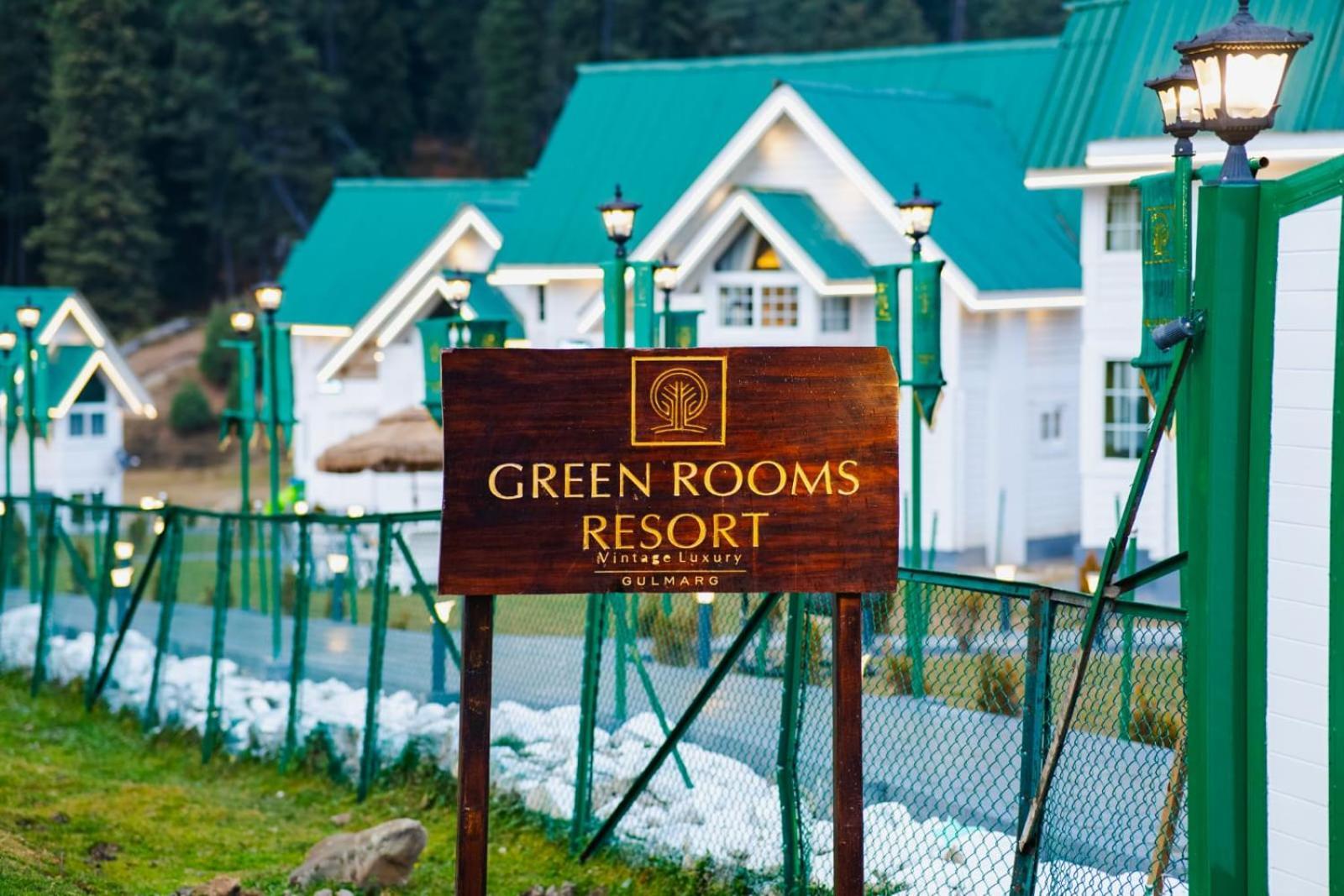 Green Rooms Resort Gulmarg Bagian luar foto