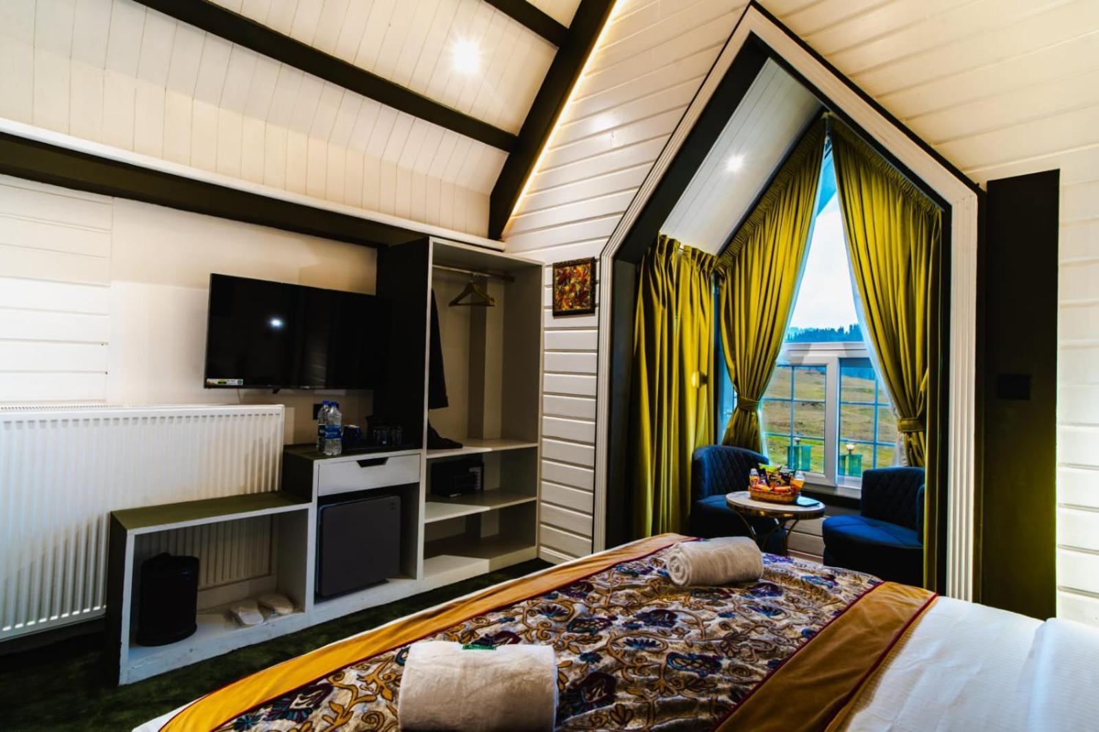 Green Rooms Resort Gulmarg Bagian luar foto