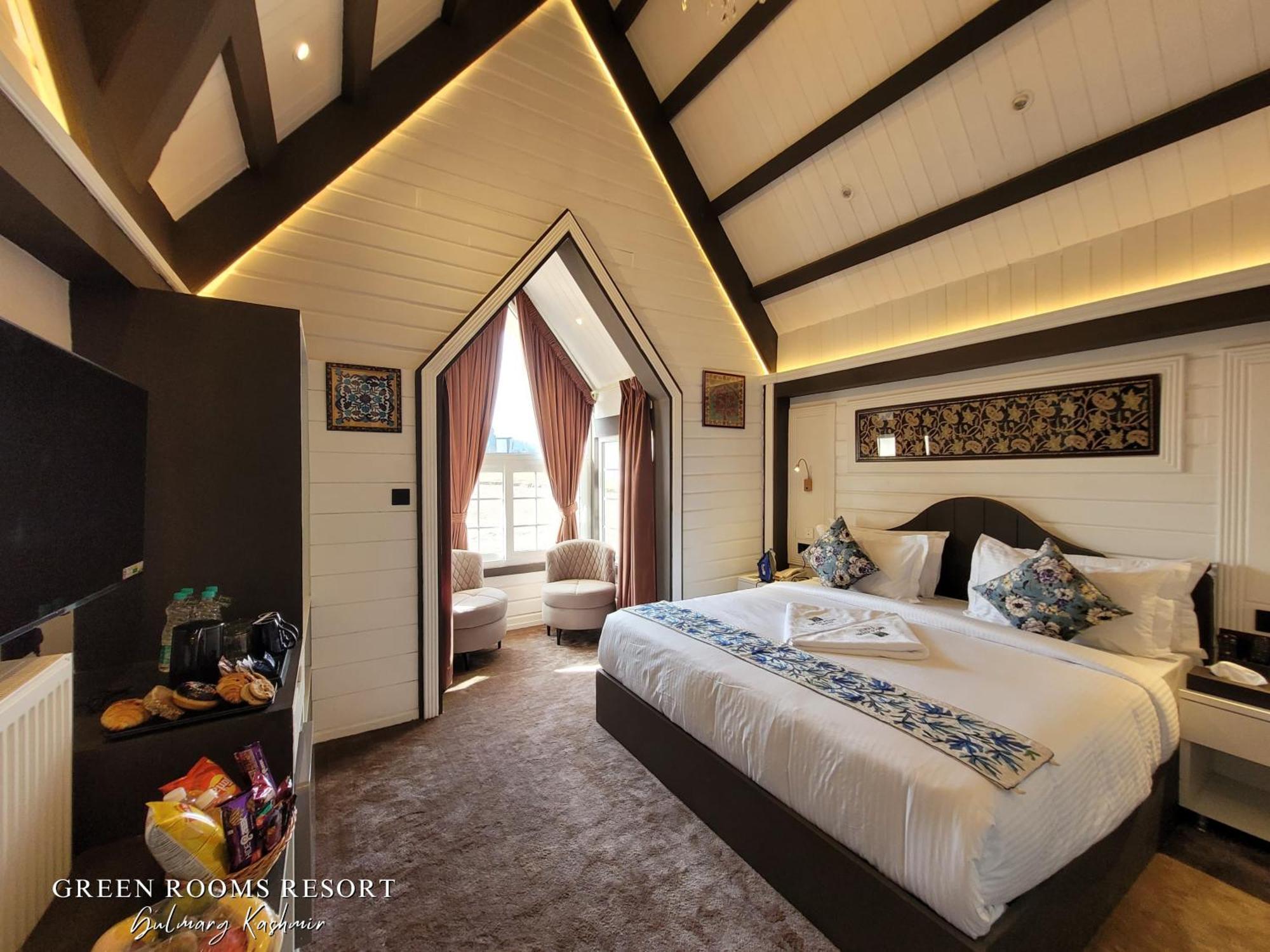Green Rooms Resort Gulmarg Bagian luar foto