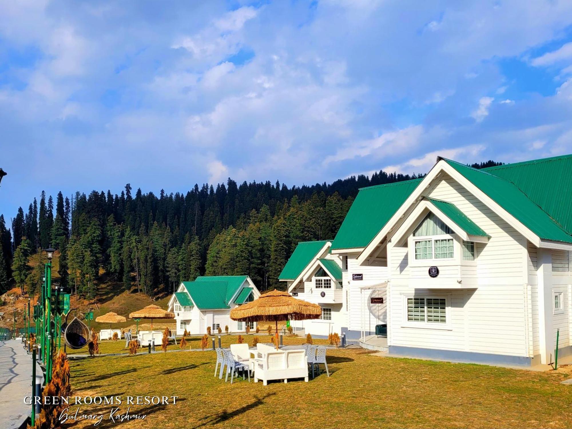Green Rooms Resort Gulmarg Bagian luar foto