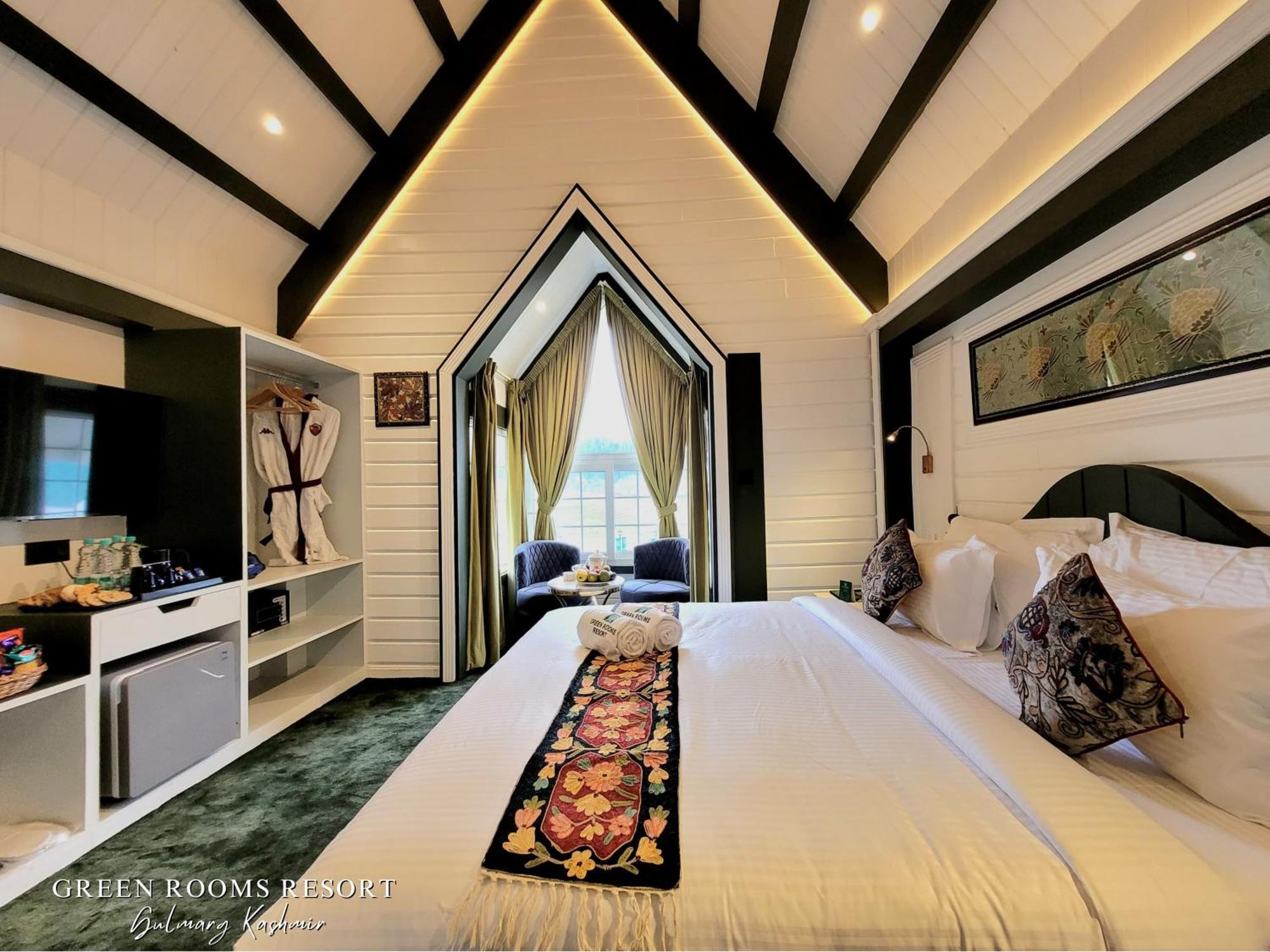 Green Rooms Resort Gulmarg Bagian luar foto